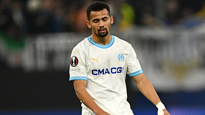 Iliman Ndiaye a été touché dans la surface.