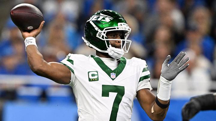 New York Jets quarterback Geno Smith New York Jets quarterback Geno Smith