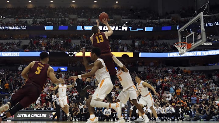 Mar 17, 2018; Dallas, TX, USA; Loyola (Il) Ramblers guard Clayton Custer (13) hits the game-winning