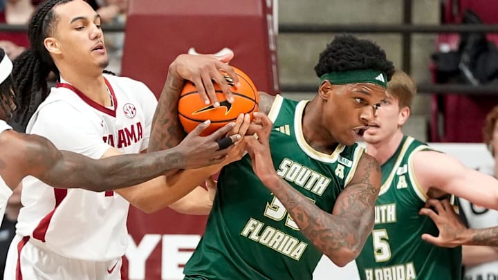 South Florida forward Izaiyah Nelson is a solid prop target on Thursday.