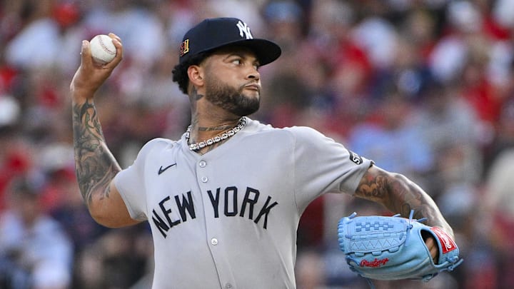 Aug 15, 2025; St. Louis, Missouri, USA; New York Yankees starting pitcher Luis Gil (81) pitches against the St. Louis Cardinals during the first inning  at Busch Stadium. Mandatory Credit: Jeff Curry-Imagn Images