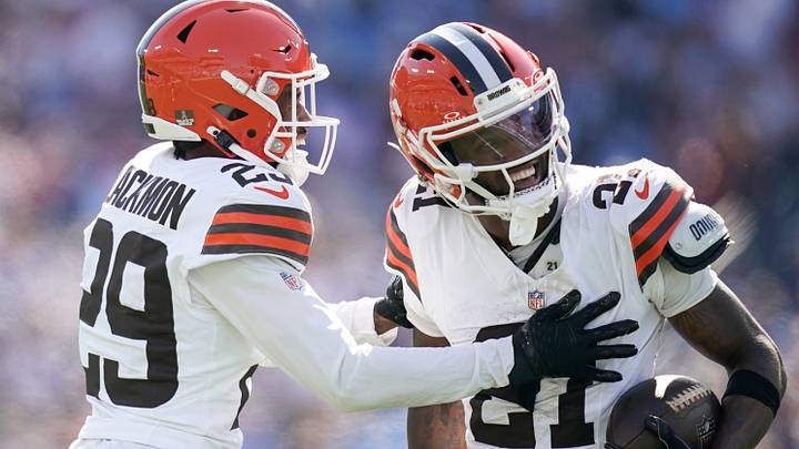 Cleveland Browns cornerback Denzel Ward (21) celebrates intercepting a Tennessee Titans pass during the second quarter at Nissan Stadium in Nashville, Tenn., Sunday, Oct. 25, 2026. Cleveland Browns cornerback Denzel Ward (21) celebrates intercepting a Tennessee Titans pass during the second quarter at Nissan Stadium in Nashville, Tenn., Sunday, Oct. 25, 2026.