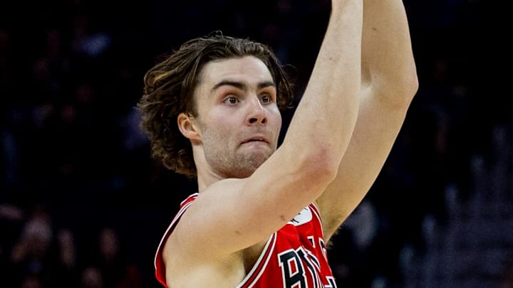 Mar 10, 2026; San Francisco, California, USA; Chicago Bulls guard Josh Giddey (3) puts up a shot during the fourth quarter against the Golden State Warriors at Chase Center. Mandatory Credit: Bob Kupbens-Imagn Images