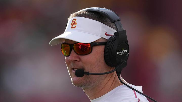 Nov 30, 2024; Los Angeles, California, USA; Southern California Trojans head coach Lincoln Riley reacts against the Notre Dame Fighting Irish in the second half at United Airlines Field at Los Angeles Memorial Coliseum. Nov 30, 2024; Los Angeles, California, USA; Southern California Trojans head coach Lincoln Riley reacts against the Notre Dame Fighting Irish in the second half at United Airlines Field at Los Angeles Memorial Coliseum.