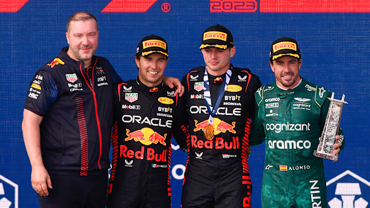 Max Verstappen, Fernando Alonso y Sergio "Checo" Pérez lideran el ranking de la Fórmula 1 actualmente