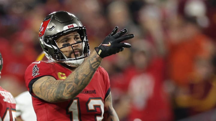 Tampa Bay Buccaneers wide receiver Mike Evans (13)