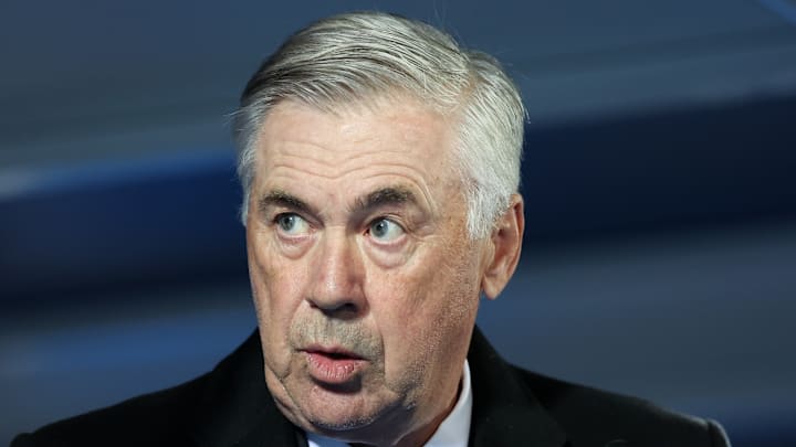 Carlo Ancelotti a appris la blessure d'un cadre.