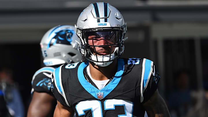 Former Florida Gators cornerback CJ Henderson has had an anything but consistent career in the NFL, but he could find some consistency with the Atlanta Falcons. Former Florida Gators cornerback CJ Henderson has had an anything but consistent career in the NFL, but he could find some consistency with the Atlanta Falcons.