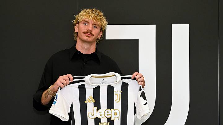 Nick Woltemade trägt ab sofort das Trikot von Juventus Turin Nick Woltemade trägt ab sofort das Trikot von Juventus Turin