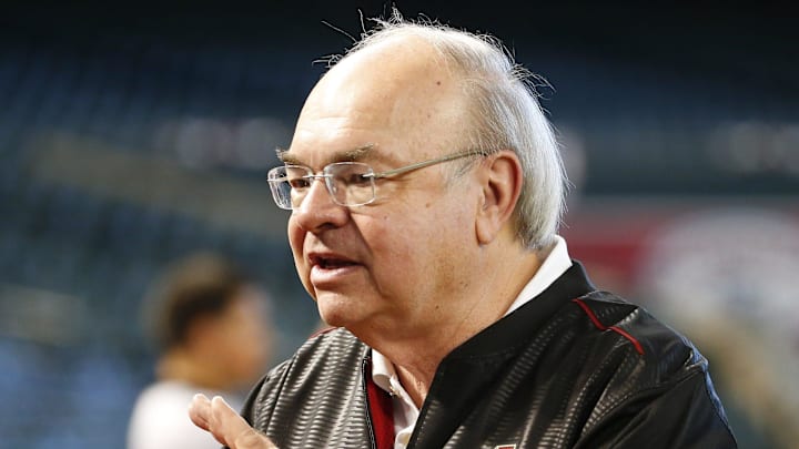 7. Ken Kendrick, Arizona Diamondbacks: $451,200 donated
Mlb Nl Wildcard Practice 7. Ken Kendrick, Arizona Diamondbacks: $451,200 donated
Mlb Nl Wildcard Practice