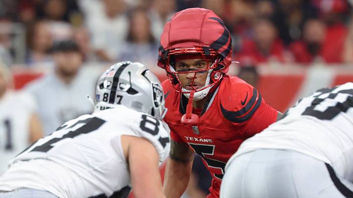 Houston Texans safety Jalen Pitre (5) Houston Texans safety Jalen Pitre (5)