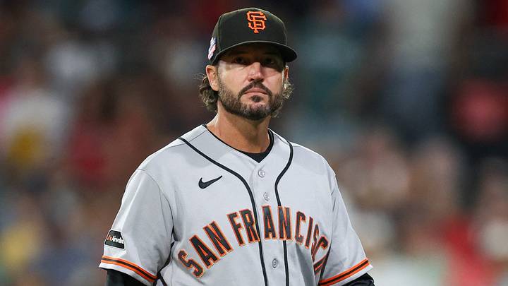 San Francisco Giants manager Tony Vitello (23) walks back to the dugout. Credit: Paul Rutherford-Imagn Images San Francisco Giants manager Tony Vitello (23) walks back to the dugout. Credit: Paul Rutherford-Imagn Images