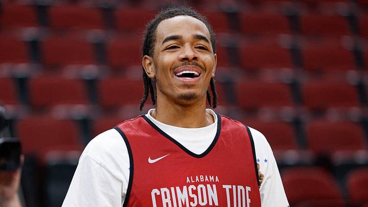 Alabama Crimson Tide guard Labaron Philon (0) reacts during a practice session ahead of the Midwest regional of the men's 2026 NCAA Tournament at United Center. 