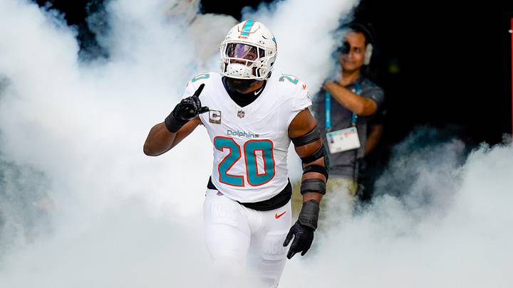 Miami Dolphins linebacker Jordyn Brooks has reliably been one of the most productive defenders in the NFL, finishing 2025 as the league leader in combined tackles (183). Miami Dolphins linebacker Jordyn Brooks has reliably been one of the most productive defenders in the NFL, finishing 2025 as the league leader in combined tackles (183).