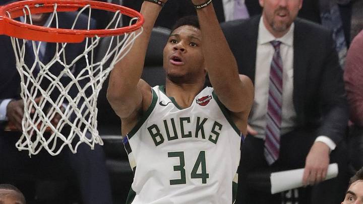 Bucks forward Giannis Antetokounmpo misses a jump shot during the first half.
Mjs Bucks15 6 Hoffman Jpg Bucks15 Bucks forward Giannis Antetokounmpo misses a jump shot during the first half.
Mjs Bucks15 6 Hoffman Jpg Bucks15