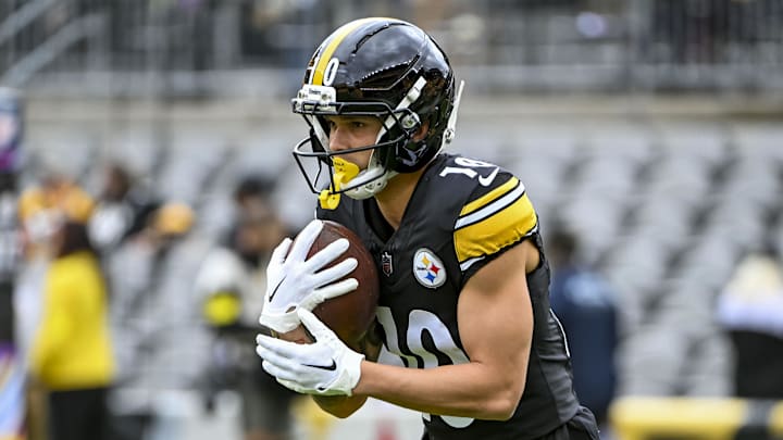 Oct 12, 2025; Pittsburgh, Pennsylvania, USA; Pittsburgh Steelers wide receiver Roman Wilson (10) warms up before the game at Acrisure Stadium. Mandatory Credit: Barry Reeger-Imagn Images Oct 12, 2025; Pittsburgh, Pennsylvania, USA; Pittsburgh Steelers wide receiver Roman Wilson (10) warms up before the game at Acrisure Stadium. Mandatory Credit: Barry Reeger-Imagn Images