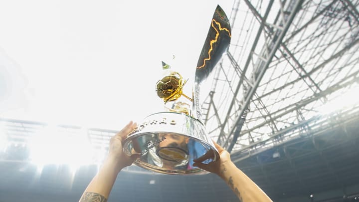 Clubes tentam chegar a consenso sobre rateio de receitas