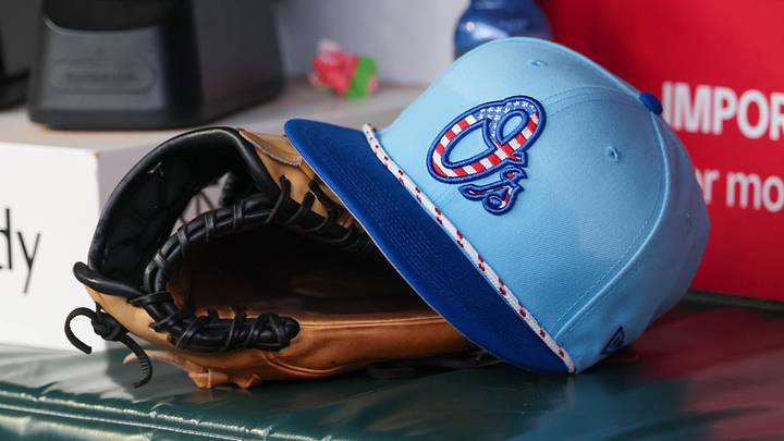 Jul 4, 2025; Atlanta, Georgia, USA; A detailed view of the Baltimore Orioles 4th of July hat in the dugout against the Atlanta Braves in the third inning at Truist Park. Jul 4, 2025; Atlanta, Georgia, USA; A detailed view of the Baltimore Orioles 4th of July hat in the dugout against the Atlanta Braves in the third inning at Truist Park.