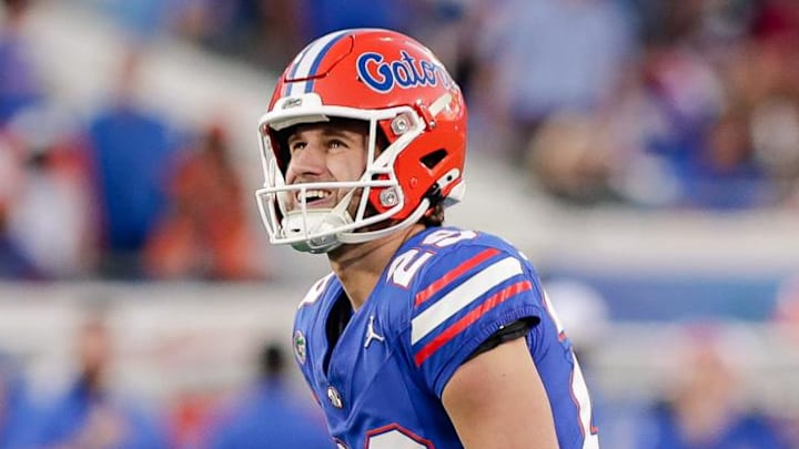 Former Florida Gators kicker Trey Smack lines up for a kick against the Georgia Bulldogs.