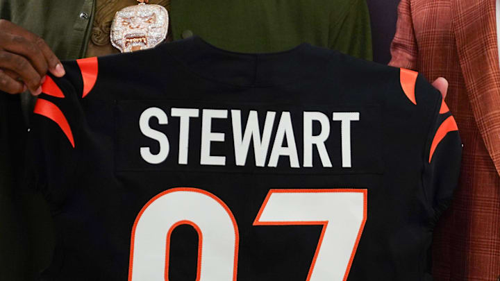 Cincinnati Bengals first-round draft pick Shemar Stewart, left, and head coach Zac Taylor, right, pose together ahead of a press conference, Friday, April 25, 2025, at Paycor Stadium in Downtown Cincinnati. Cincinnati Bengals first-round draft pick Shemar Stewart, left, and head coach Zac Taylor, right, pose together ahead of a press conference, Friday, April 25, 2025, at Paycor Stadium in Downtown Cincinnati.