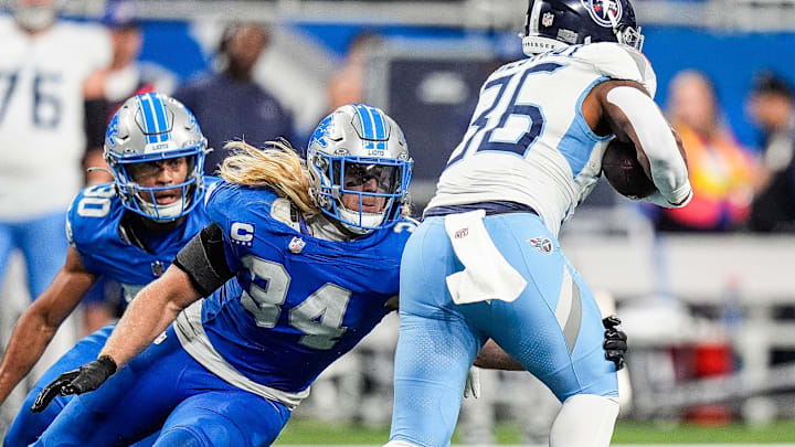 Detroit Lions linebacker Alex Anzalone (34).