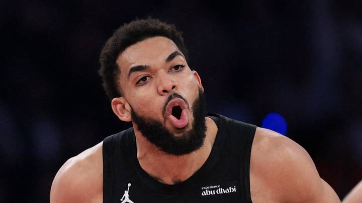 Contract talks between the Knicks and Karl-Anthony Towns have reportedly stalled Contract talks between the Knicks and Karl-Anthony Towns have reportedly stalled