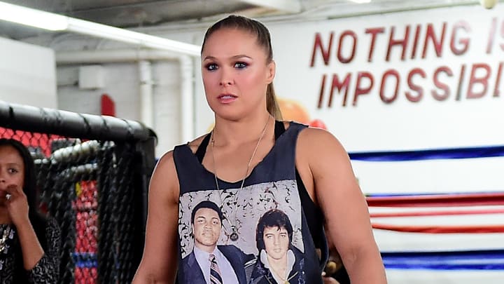 Ronda Rousey sufrió una lesión en el brazo izquierdo, a menos de un mes de empezar el WrestleMania 39