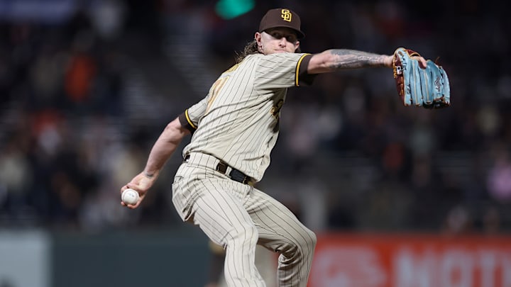 Josh Hader encajaría de gran forma en los Bravos de Atlanta