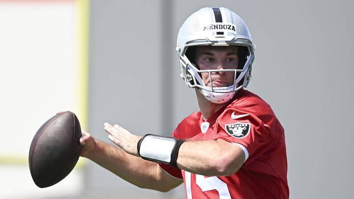 Las Vegas Raiders quarterback Fernando Mendoza runs through a drill during a Rookie Minicamp.