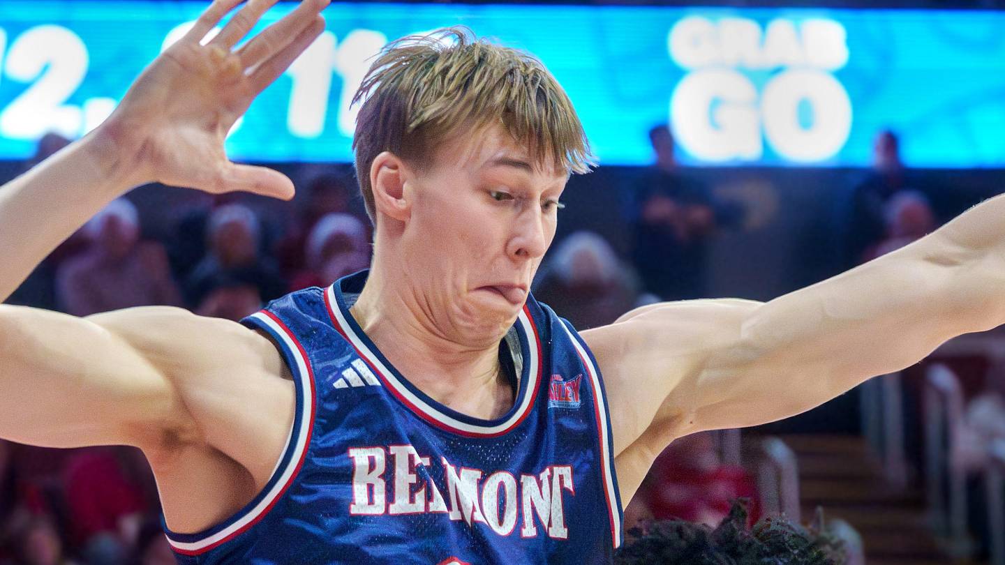 Duke/Florida Non-Conference Bout Presents Elite Position Bat