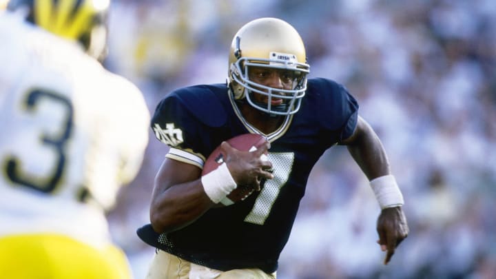 Sep 5, 1998; Notre Dame, IN, USA; FILE PHOTO; Notre Dame Fighting Irish quarterback Jarious Jackson (7) in action against the Michigan Wolverines at the Notre Dame Stadium.