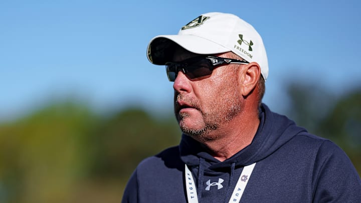 Auburn Tigers head coach Hugh Freeze surveys the field at 2025 Spring Practice.
