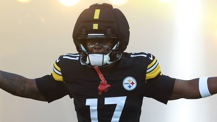 Pittsburgh Steelers wide receiver Germie Bernard Pittsburgh Steelers wide receiver Germie Bernard
