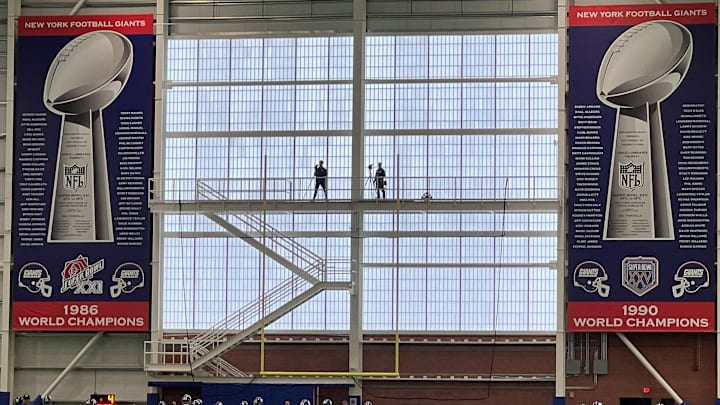 East Rutherford, NJ -New York Giants indoor practice facility. East Rutherford, NJ -New York Giants indoor practice facility.