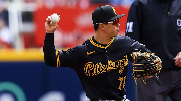Apr 13, 2025; Cincinnati, Ohio, USA; Pittsburgh Pirates shortstop Tsung-Che Cheng (71) throws to first to get Cincinnati Reds outfielder Gavin Lux (not pictured) out in the third inning at Great American Ball Park. Mandatory Credit: Katie Stratman-Imagn Images Apr 13, 2025; Cincinnati, Ohio, USA; Pittsburgh Pirates shortstop Tsung-Che Cheng (71) throws to first to get Cincinnati Reds outfielder Gavin Lux (not pictured) out in the third inning at Great American Ball Park. Mandatory Credit: Katie Stratman-Imagn Images
