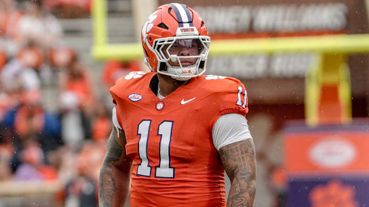 Clemson defensive lineman Peter Woods (11) during the second quarter at Memorial Stadium in Clemson, S.C. Saturday, September 6, 2025. Clemson defensive lineman Peter Woods (11) during the second quarter at Memorial Stadium in Clemson, S.C. Saturday, September 6, 2025.