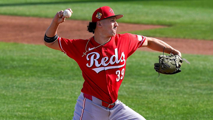 Cincinnati Reds pitcher Julian Aguiar