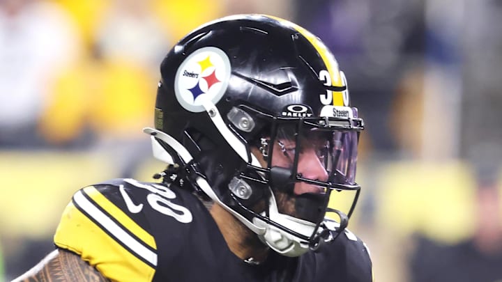 Pittsburgh Steelers running back Jaylen Warren
