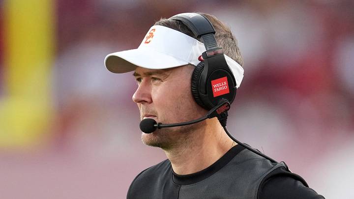 Aug 30, 2025; Los Angeles, California, USA; Southern California Trojans head coach Lincoln Riley watches from the sidelines against the Missouri State Bears in the first half at United Airlines Field at Los Angeles Memorial Coliseum. Mandatory Credit: Kirby Lee-Imagn Images Aug 30, 2025; Los Angeles, California, USA; Southern California Trojans head coach Lincoln Riley watches from the sidelines against the Missouri State Bears in the first half at United Airlines Field at Los Angeles Memorial Coliseum. Mandatory Credit: Kirby Lee-Imagn Images