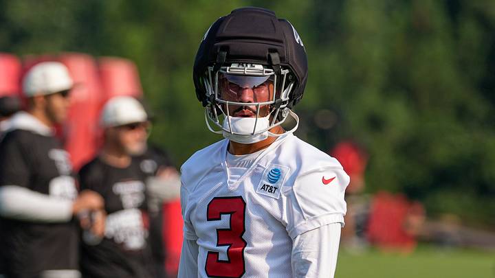 Jul 30, 2026; Atlanta, Falcons, USA; Atlanta Falcons safety Jessie Bates III (3) on the field during training camp at IBM Performance Field. Mandatory Credit: Dale Zanine-Imagn Images Jul 30, 2026; Atlanta, Falcons, USA; Atlanta Falcons safety Jessie Bates III (3) on the field during training camp at IBM Performance Field. Mandatory Credit: Dale Zanine-Imagn Images