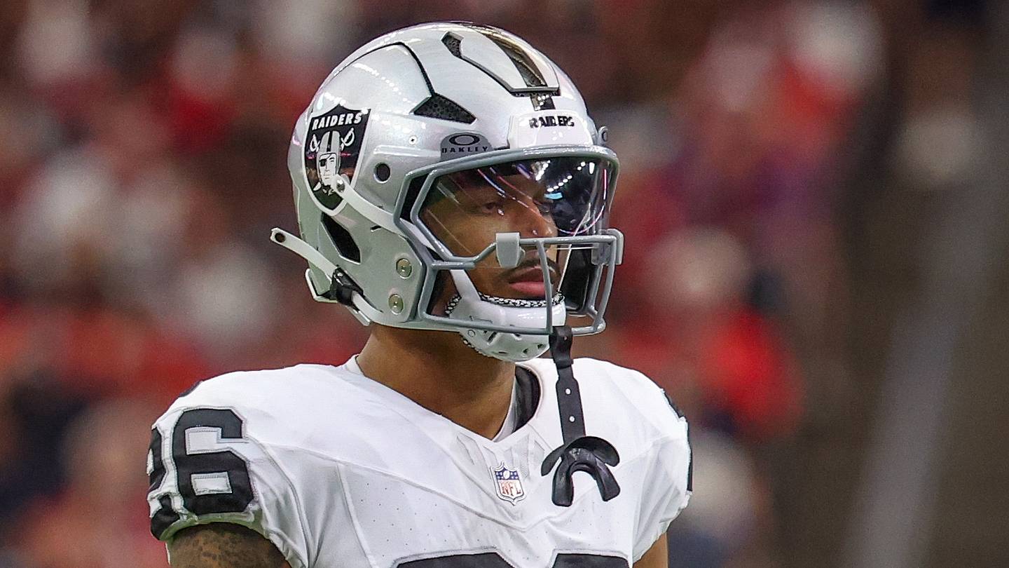 How Young Raiders CBs Pushing Each Other in Training Camp
