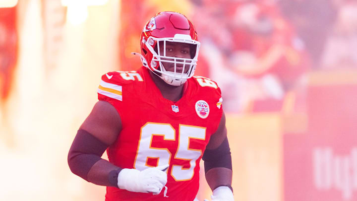 Jan 26, 2025; Kansas City, MO, USA; Kansas City Chiefs guard Trey Smith (65) against the Buffalo Bills in the AFC Championship game at GEHA Field at Arrowhead Stadium. Mandatory Credit: Mark J. Rebilas-Imagn Images Jan 26, 2025; Kansas City, MO, USA; Kansas City Chiefs guard Trey Smith (65) against the Buffalo Bills in the AFC Championship game at GEHA Field at Arrowhead Stadium. Mandatory Credit: Mark J. Rebilas-Imagn Images