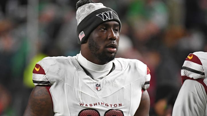 Nov 14, 2024; Philadelphia, Pennsylvania, USA; Washington Commanders defensive tackle Jalyn Holmes (96) against the Philadelphia Eagles at Lincoln Financial Field. Mandatory Credit: Eric Hartline-Imagn Images Nov 14, 2024; Philadelphia, Pennsylvania, USA; Washington Commanders defensive tackle Jalyn Holmes (96) against the Philadelphia Eagles at Lincoln Financial Field. Mandatory Credit: Eric Hartline-Imagn Images