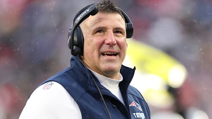 Buffalo Bills v New England Patriots - NFL 2025