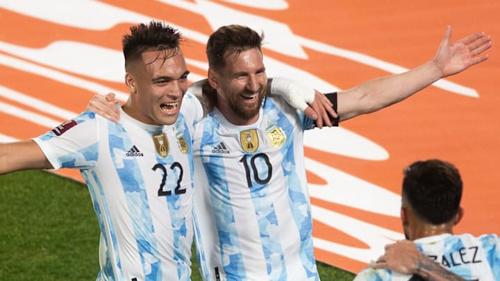 Argentina derrotó 3-0 a Uruguay en el último enfrentamiento y Lautaro-Messi lo recuerdan.
