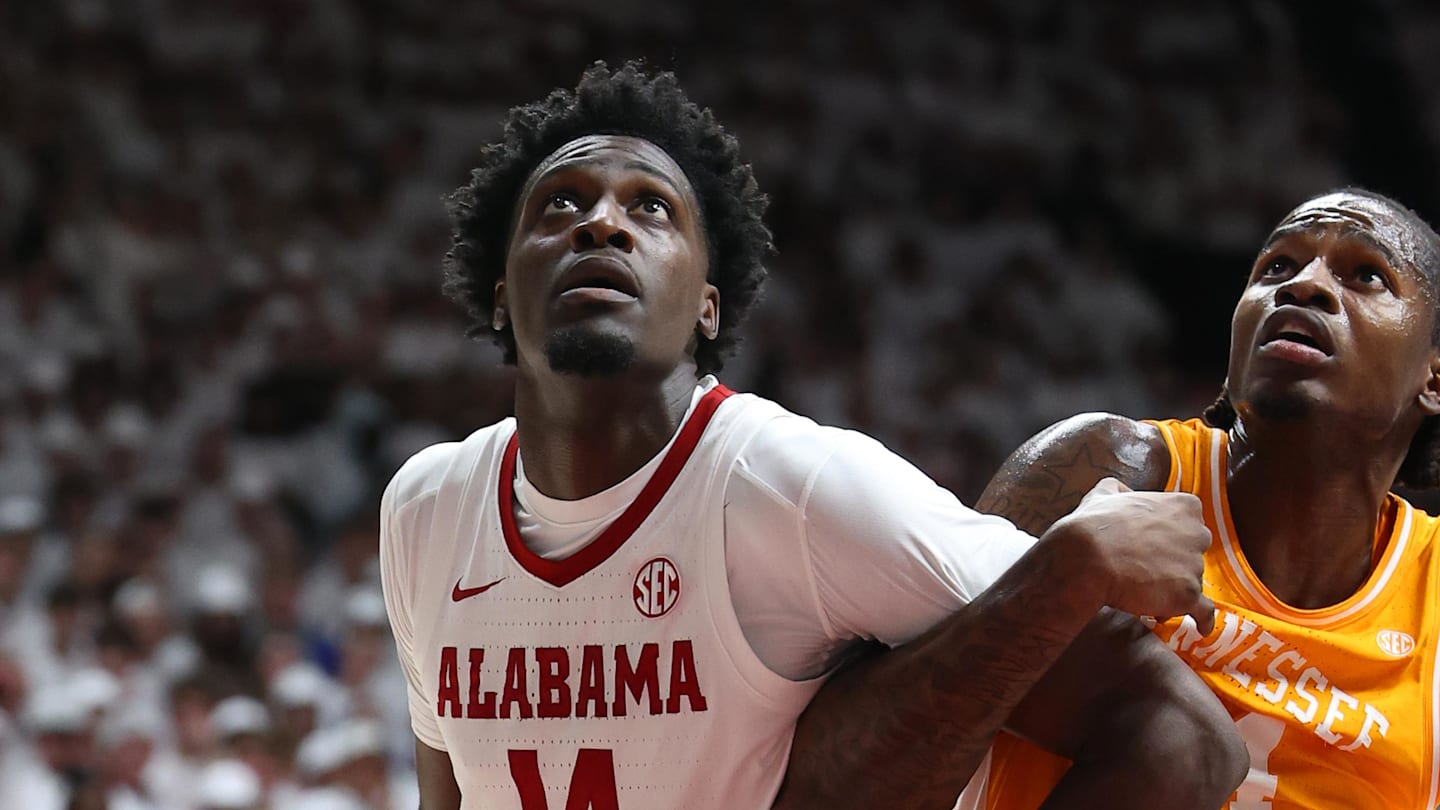 Charles Bediako's Return Not Enough to Prevent Fifth Consecutive Loss to Tennessee