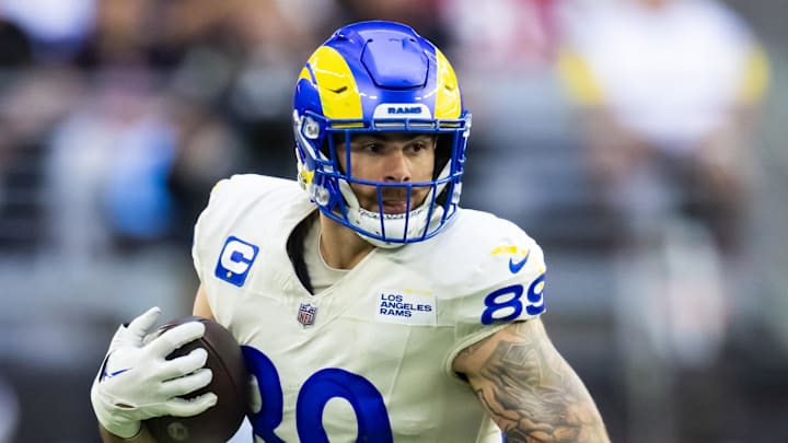 Nov 26, 2023; Glendale, Arizona, USA; Los Angeles Rams tight end Tyler Higbee (89) against the Arizona Cardinals at State Farm Stadium. Mandatory Credit: Mark J. Rebilas-Imagn Images
