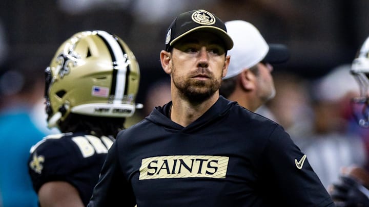 Aug 25, 2024; New Orleans, Louisiana, USA;  New Orleans Saints offensive coordinator Klint Kubiak during the warmups before the game against the Tennessee Titans at Caesars Superdome. Mandatory Credit: Stephen Lew-Imagn Images