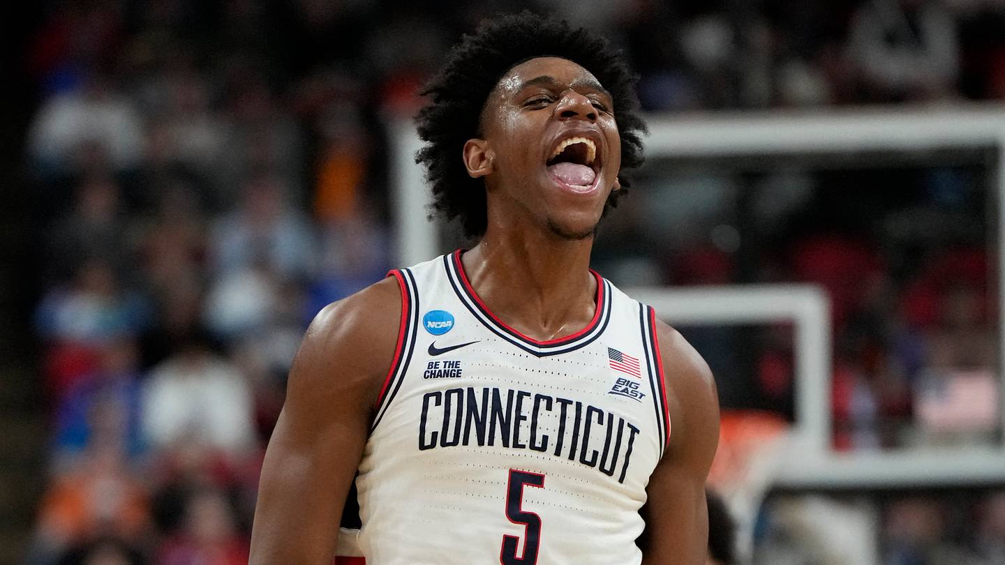 Tarris Reed Jr. has a clear path to stealing a Spurs rotation spot