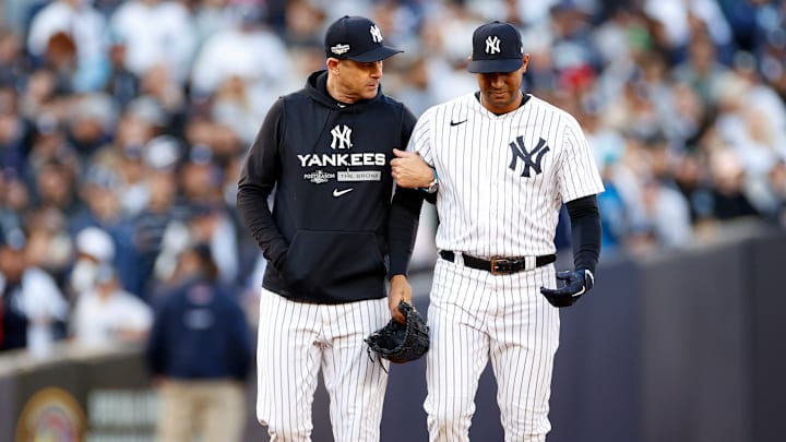 Aaron Boone espera ver a Aaron Hicks luchar por el jardín izquierdo de los Yankees 
